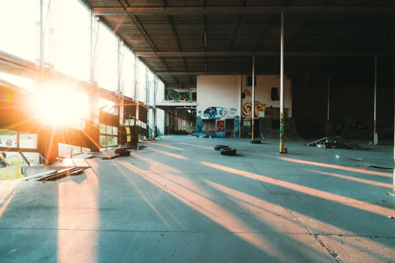 Hangar abandonnée